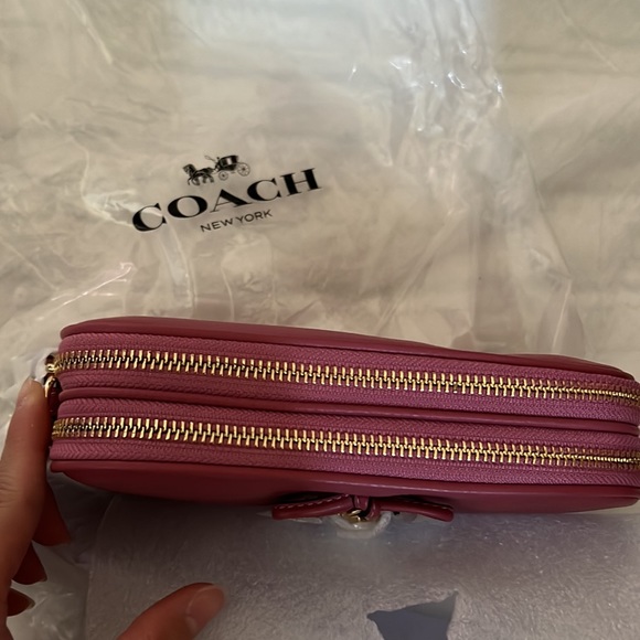 Coach Crossbody chain purse - Picture 3 of 6